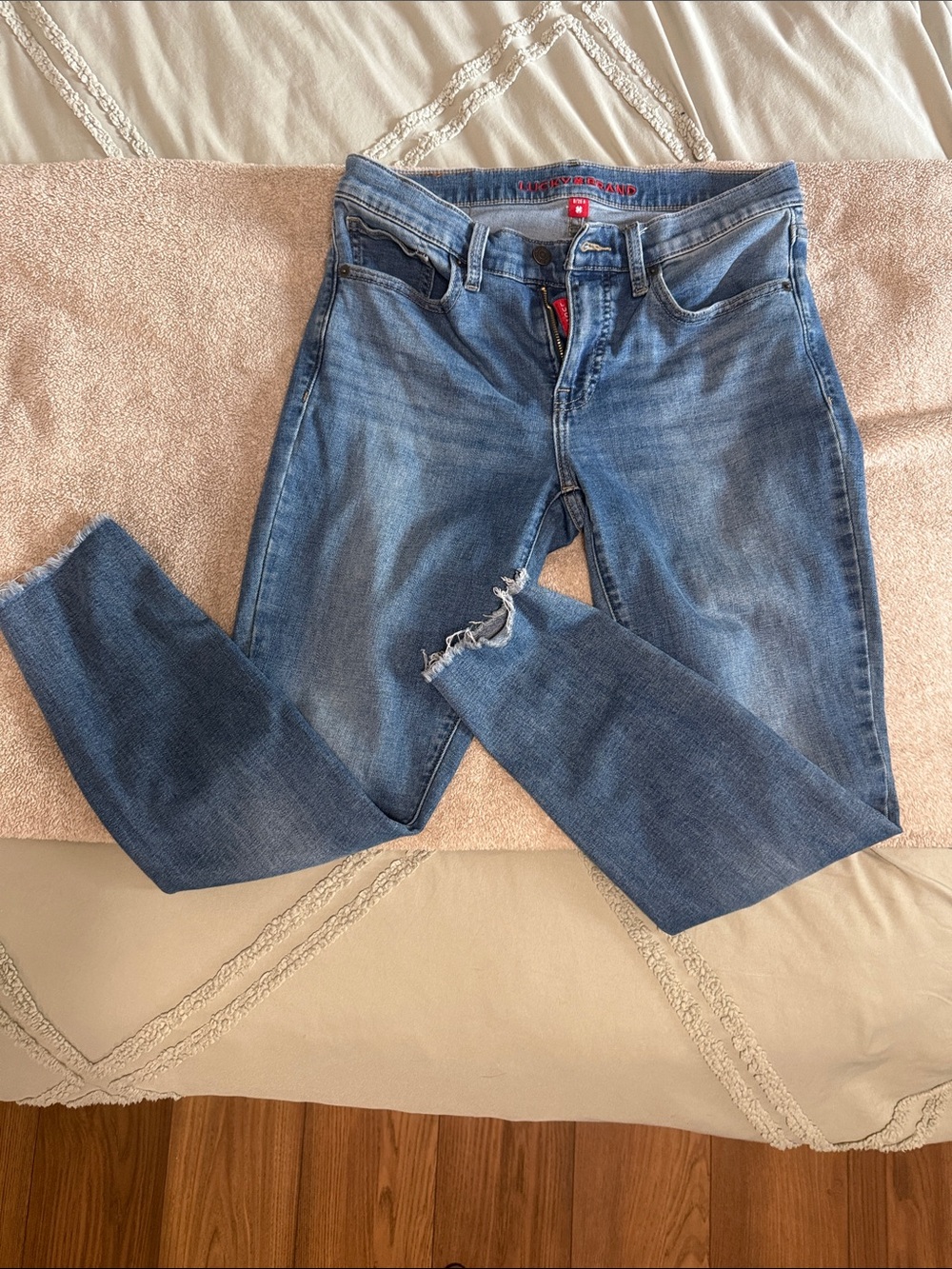 Lucky Brand Light Blue Skinny Jeans with Ripped Knee